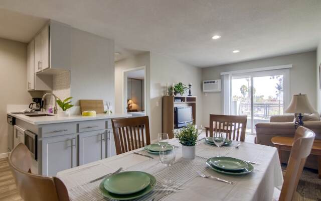 The Luxe Suites of Temecula Heights