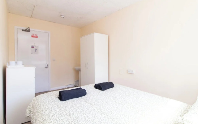 Brookvale Guest House Room 5