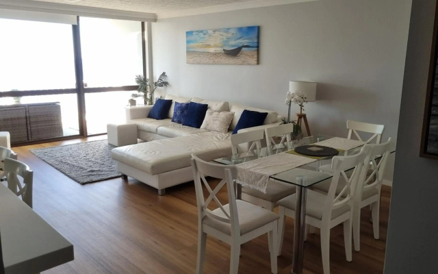 Breakers North Absolute Beachfront Apartments