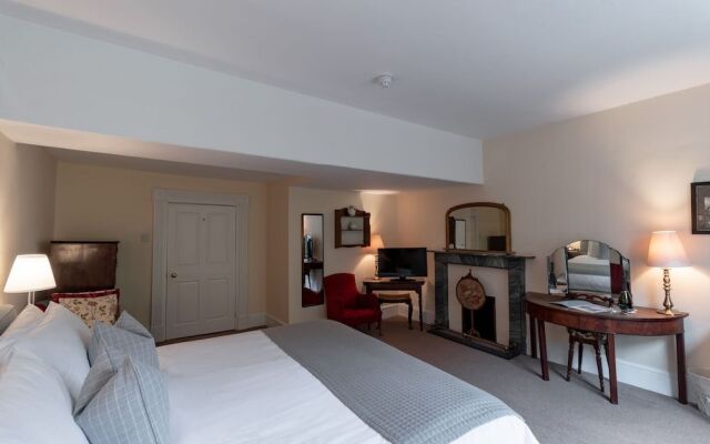 Spread Eagle Inn