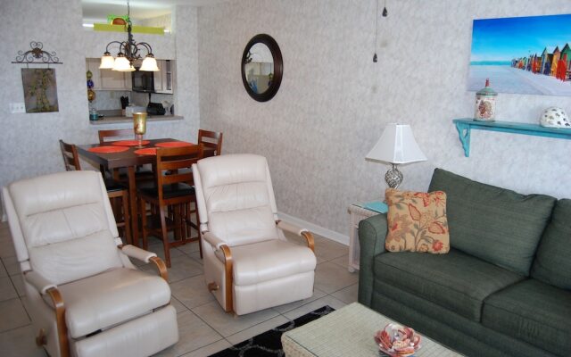 Gulf Village 412 by RedAwning