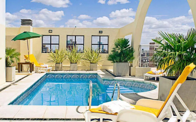 Urquiza Apart Hotel & Suites