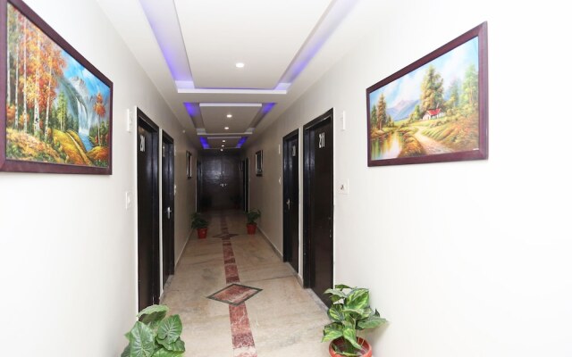 OYO 15848 Hotel Mahajan Palace
