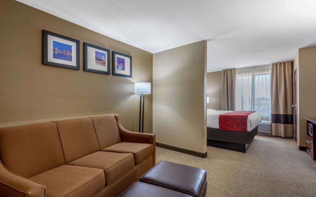 Comfort Suites Pelham Hoover I-65