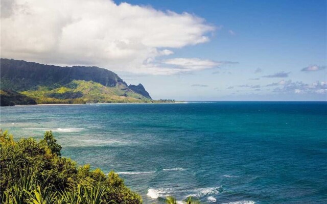 Pali Ke Kua 107 by RedAwning