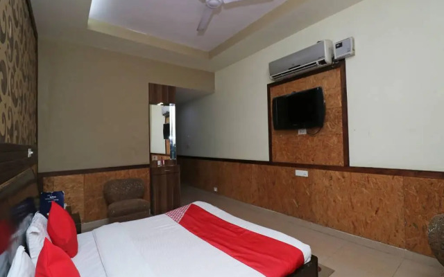 Hotel Midtown By OYO Rooms