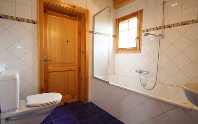 Chalet in Heremence With Sauna,ski ,whirlpool