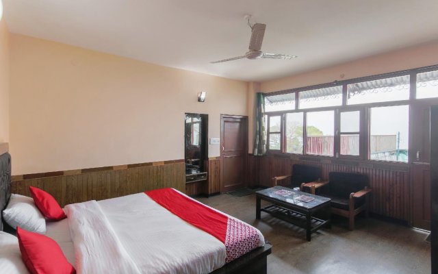 Hotel R Maidens by OYO Rooms
