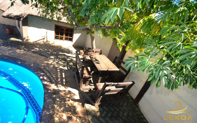 Lekoa Bed and Breakfast and Trading