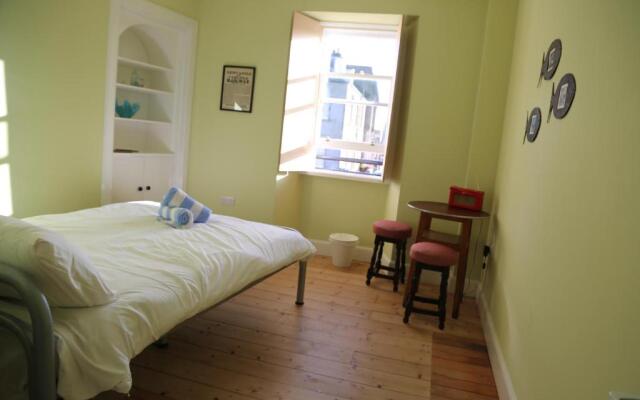 The Dolphin Inn Hostel