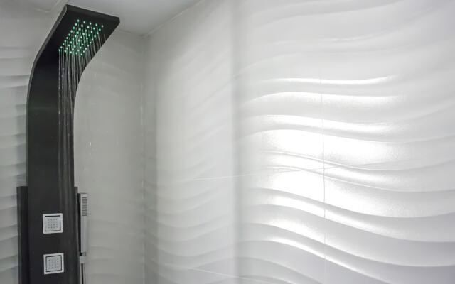 Goles Deluxe with parking