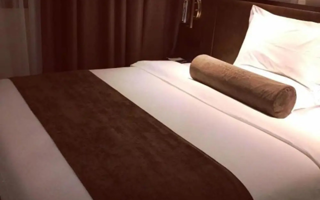 James Joyce Coffetel (Xi'an Huaqing Chi Branch)