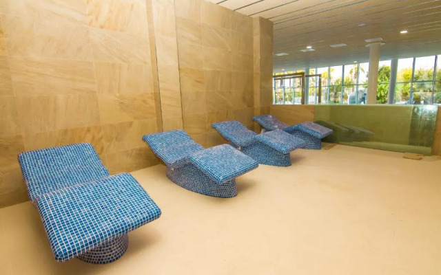 La Marina Resort