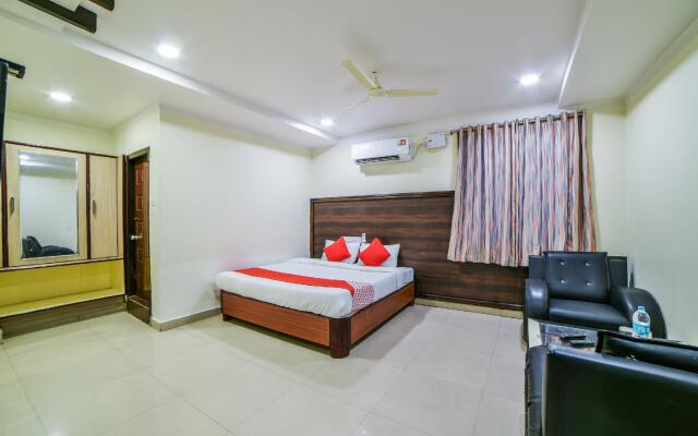 OYO 24288 Surya Teja Residency