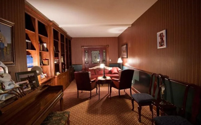 Victorian Veranda Country Inn