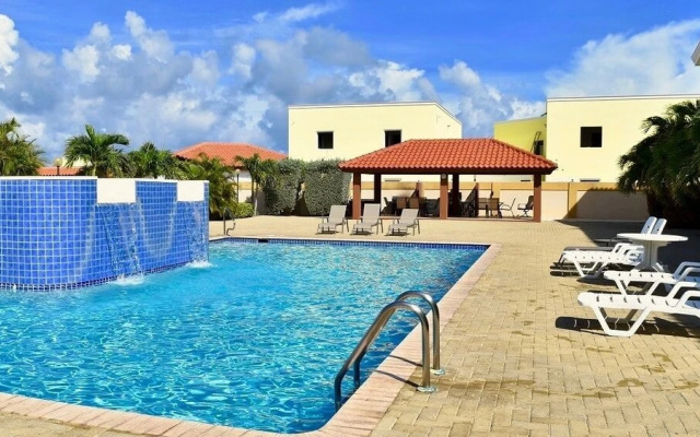 Aruba Breeze Condo