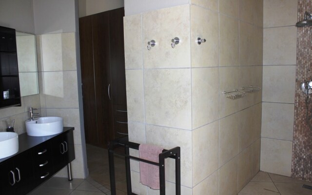 10 Circles of Sunbird