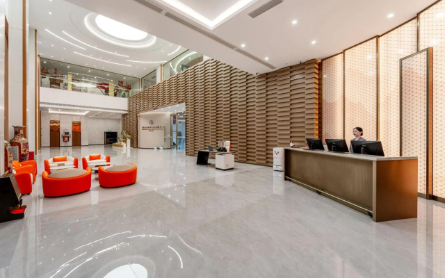 Liang Fan Holiday Inn
