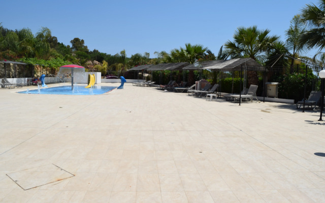 Corfu Hotel