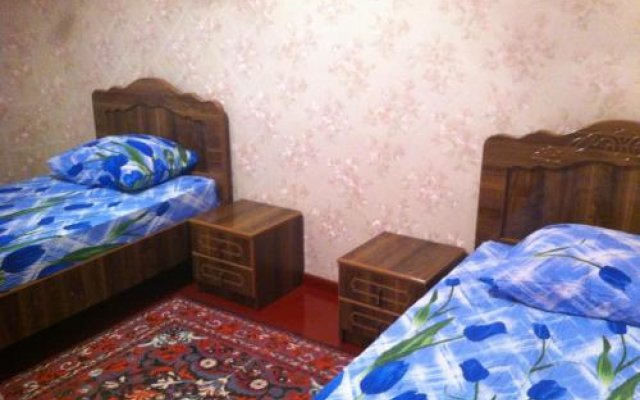 Guest house on Grishashvili 2/2