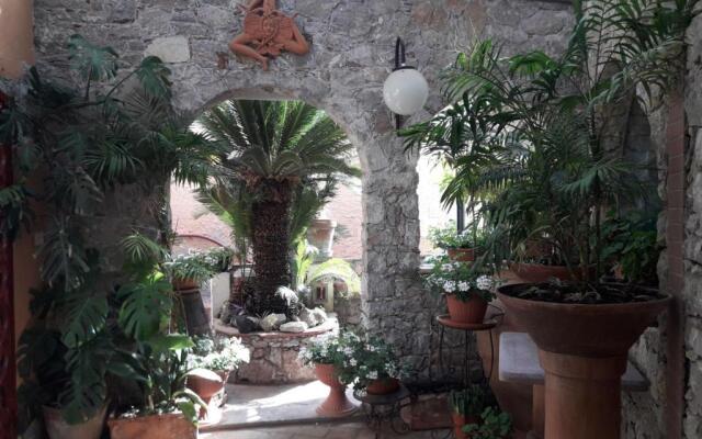 Andromaco Palace Hotel