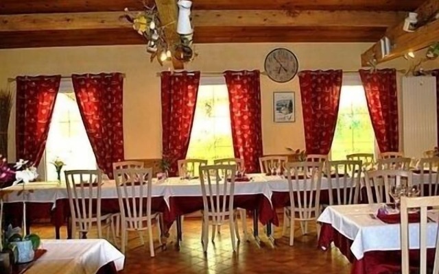 Hôtel Restaurant Au Perce Neige