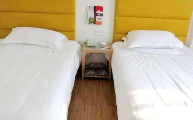 Yinzuo Jiayi Chain Hotel (Yishui Bus Station Branch)