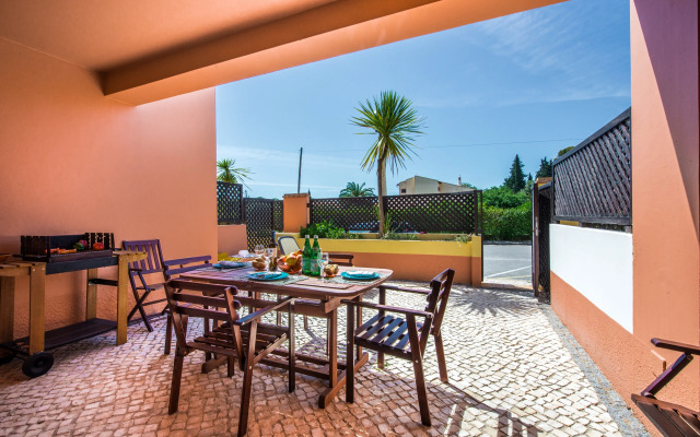 Jardim Da Meia Praia Hotel