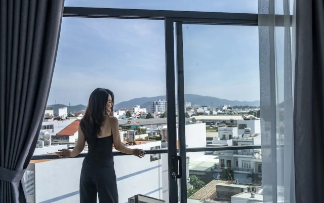 7S Hotel Hoang Anh & Apartment