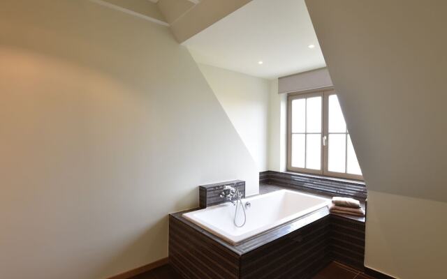 Cozy Apartment in West Flanders with Sauna & Hot Tub