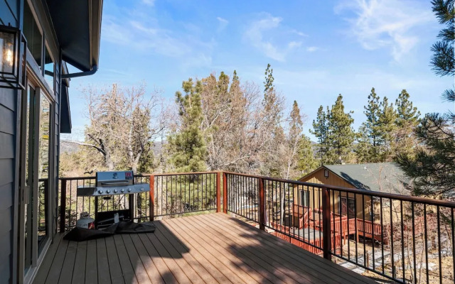 Pine Meadow All Seasons Lodge