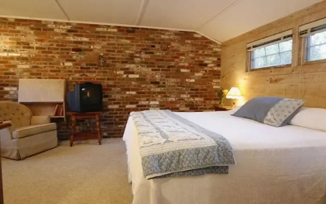 Seaward Inn