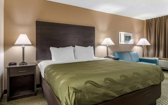 Quality Inn McDonough Atlanta South