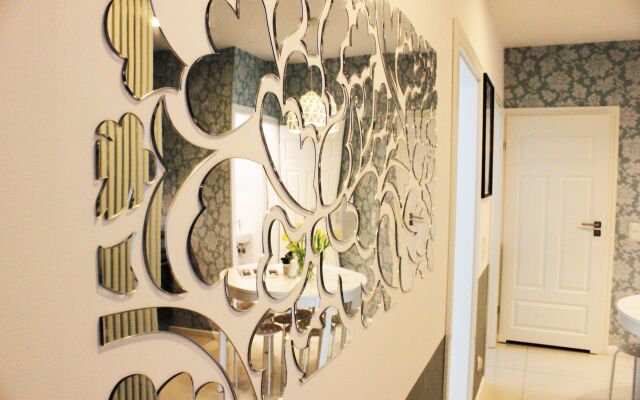 JessApart Hotel - Triton Park