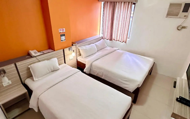 Travelbee Business Inn