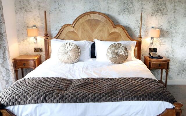 The Heather Glen Country House