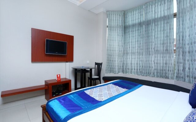 OYO 5075 Khaleej Residency