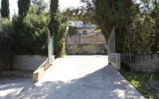 Chrysanthema Villa