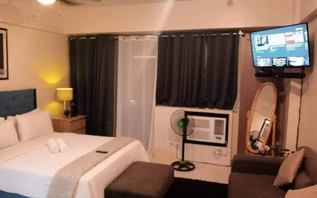 Budget Apartment Manila across Manila Airport T3