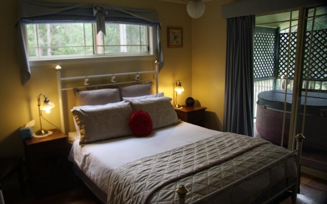Telegraph Retreat – Guest Rooms – Cooperabung