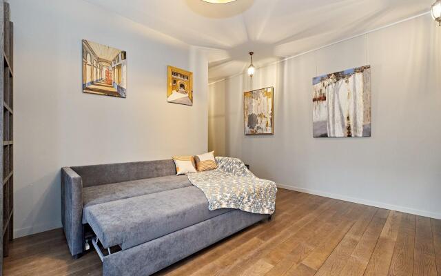 Критик Отдыхает Апартаменты на Итальянской