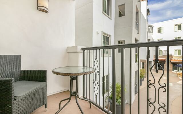 Luxury Stay by SB Suites
