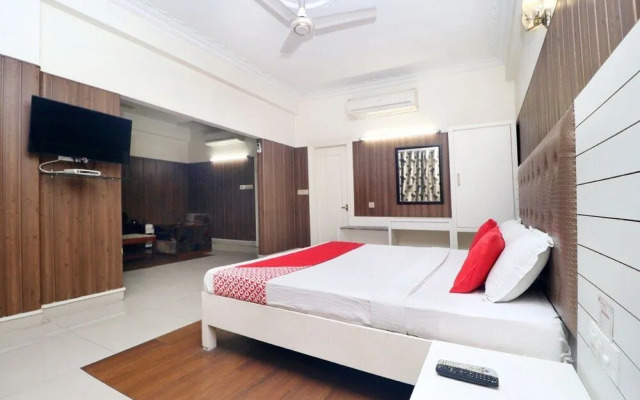 Chevron International By OYO Rooms