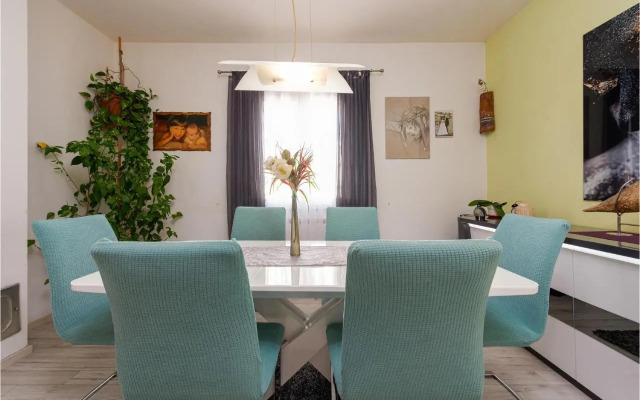 Two-Bedroom Apartment in Bibinje