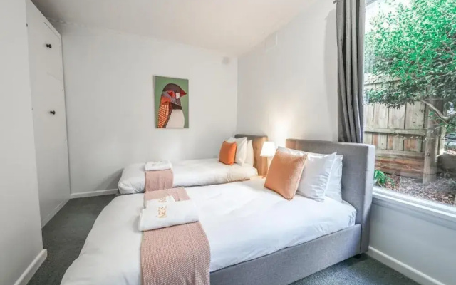 StayAU Luxe 6BR Cradle Mountain