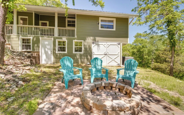 Fisherman-friendly Bull Shoals Escape on Lakefront