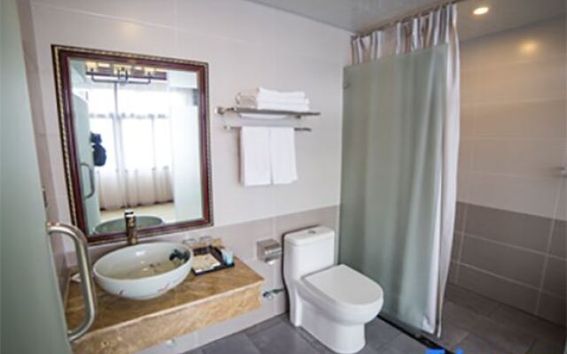 Shuiyunge Hotel (Huangguoshu Waterfall Scenic Area)