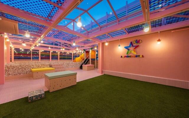 Jangyu Almond Kids Hotel
