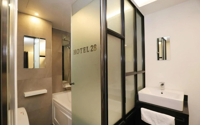 The Unique Hotel 28