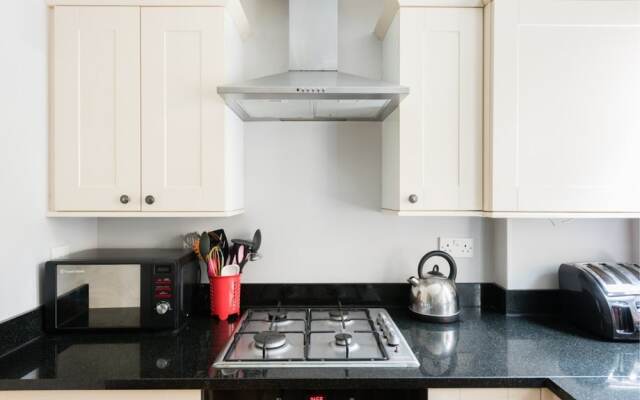 The Walton Gardens - Peaceful Central 2bdr With Garden